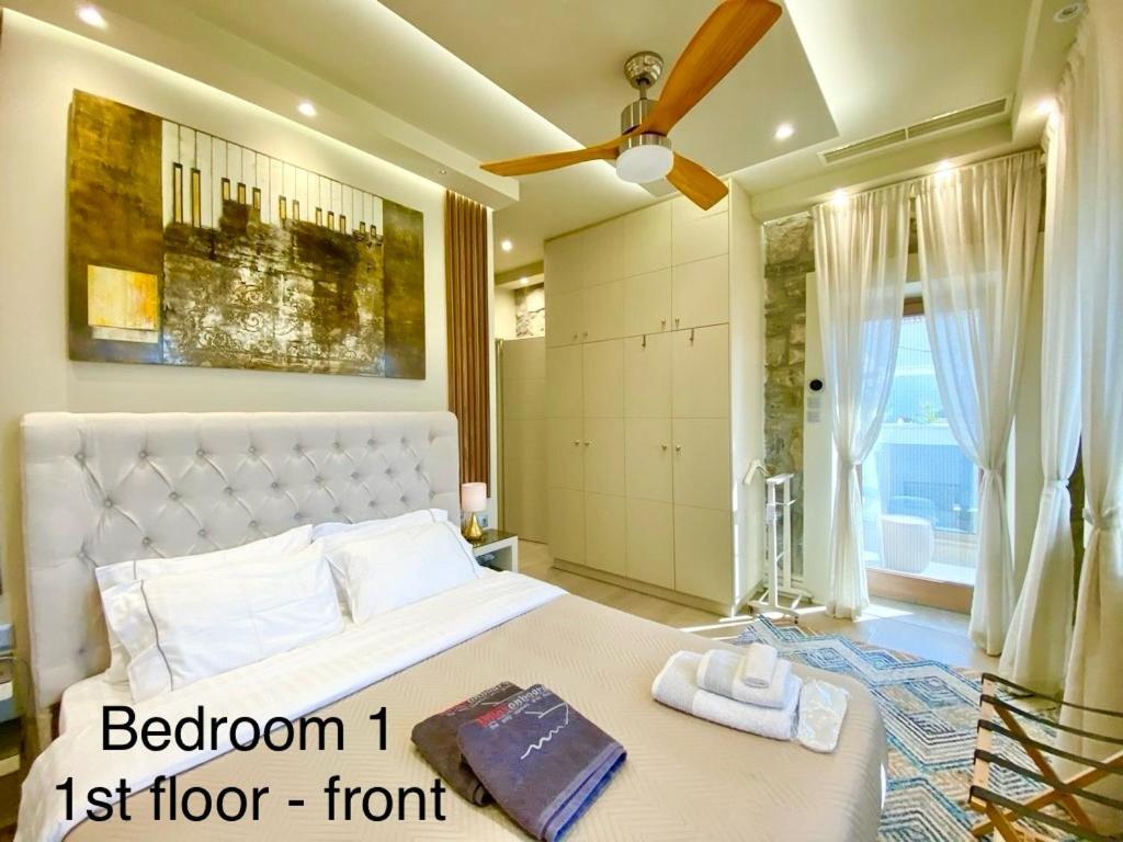 Villasonboard Rock 3 Bed, 3 Bath, Jacuzzi, Seaside Ermioni